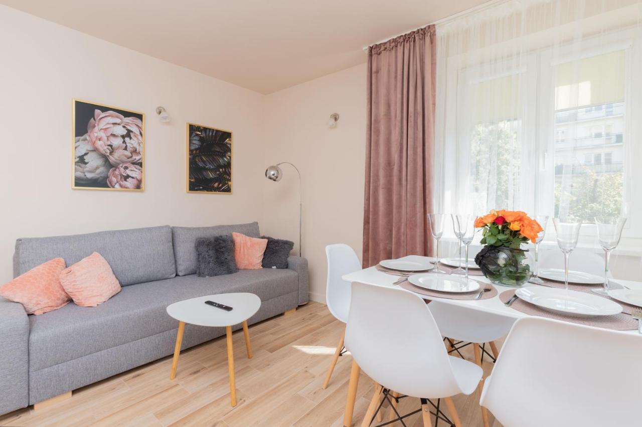 Mokotow Apartments Reytan By Noclegi Renters 바르샤바 외부 사진