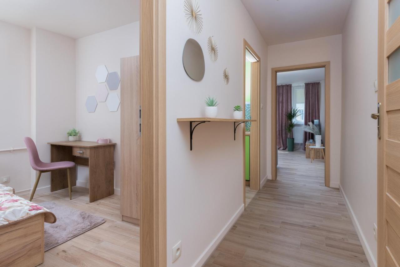 Mokotow Apartments Reytan By Noclegi Renters 바르샤바 외부 사진