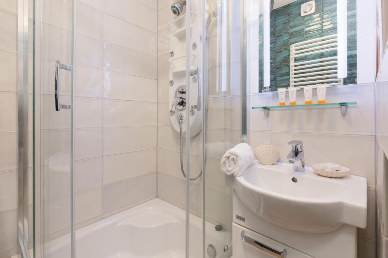Mokotow Apartments Reytan By Noclegi Renters 바르샤바 외부 사진